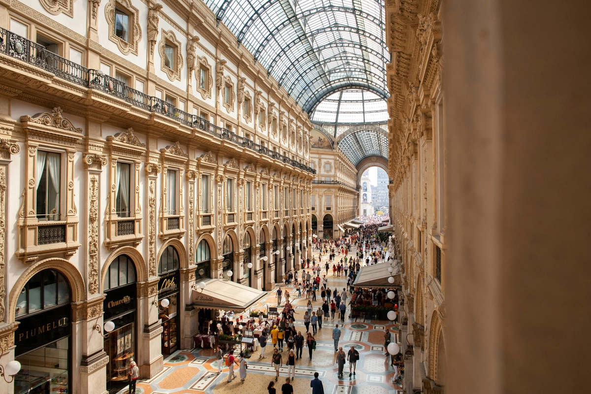 Private Taxi from Milan | Taxi2Taxi Europe