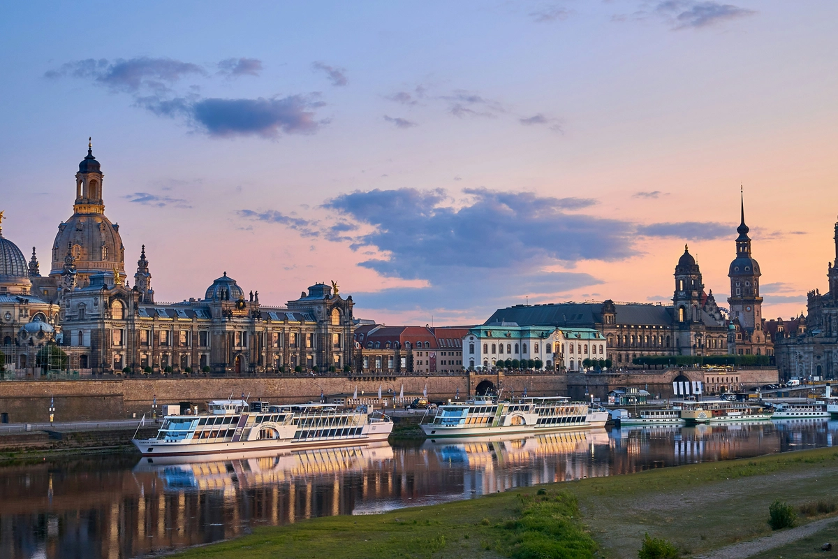 Private Day Trip from Prague to Dresden – Comfort, Culture & Shopping in One Day