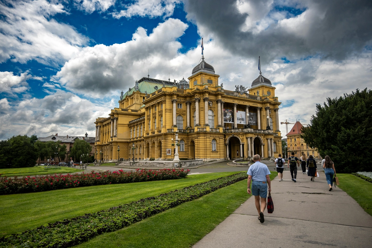Private Taxi from Zagreb | Taxi2Taxi Europe